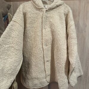 Fattamano Cozy Cream Sherpa Hoodie made in Germany